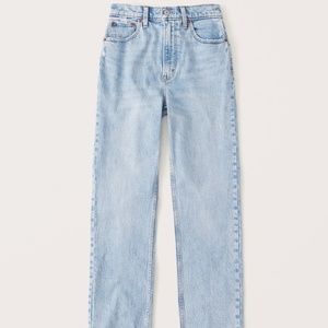 A&F Vintage Stretch Denim Curve Love Ultra High Rise 90s Straight Jean